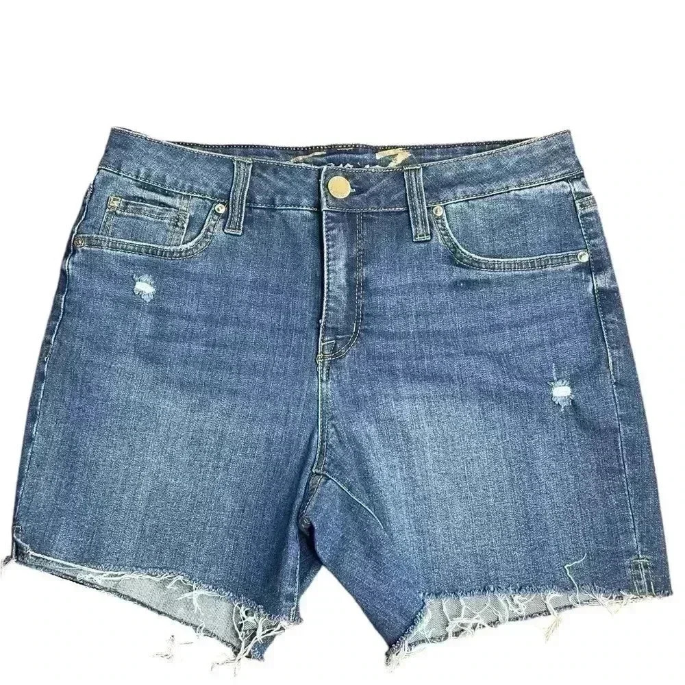 Seven7 women’s Jean denim weekend shorts light blue wash side slit sz 6 preloved